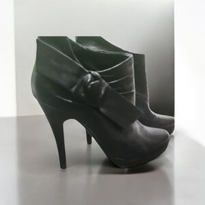 Aldo Elegant Black High Heel Women's Short Boots By ALDO 7.5